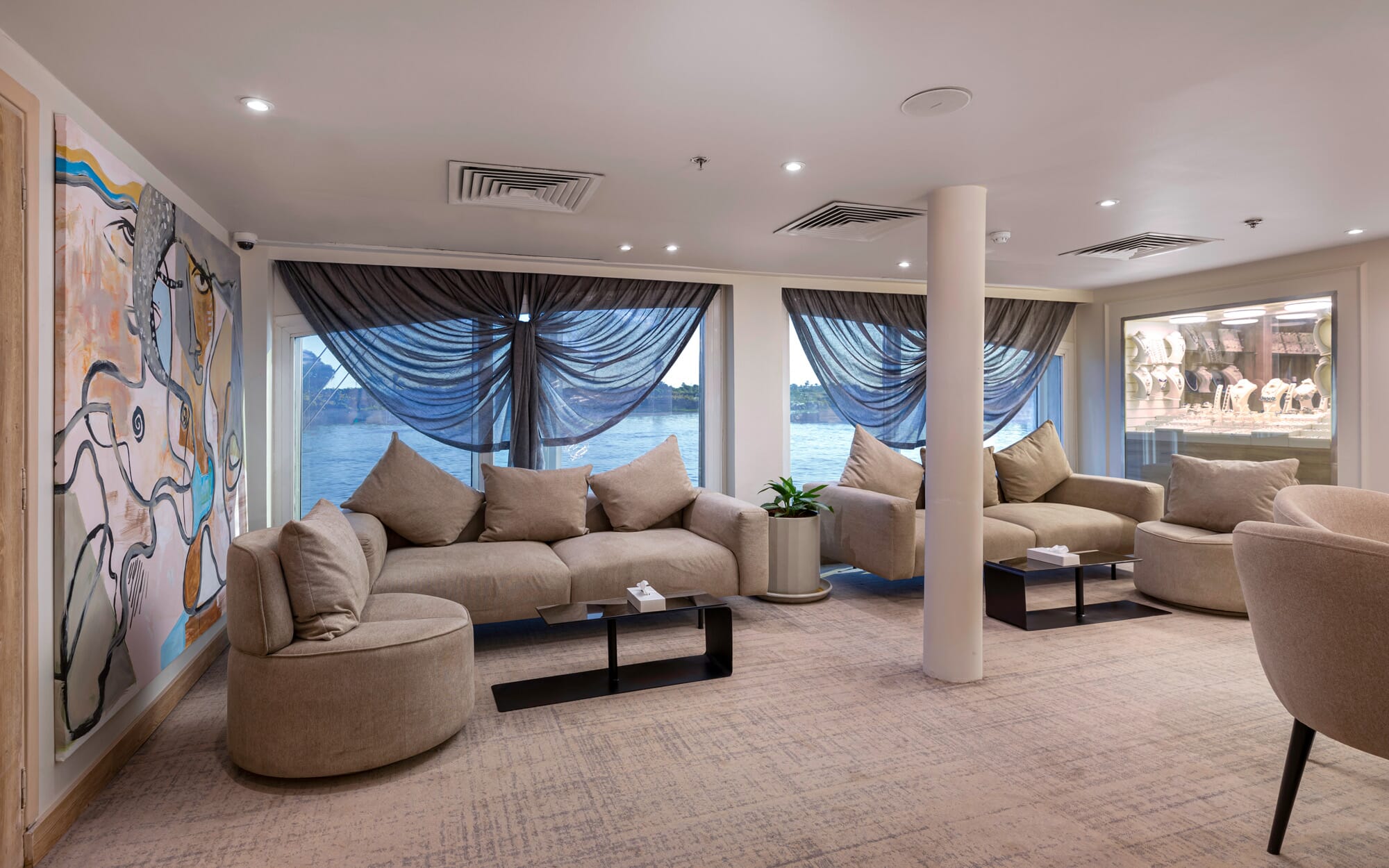 MS Grand Mandarin nile cruise  lounge