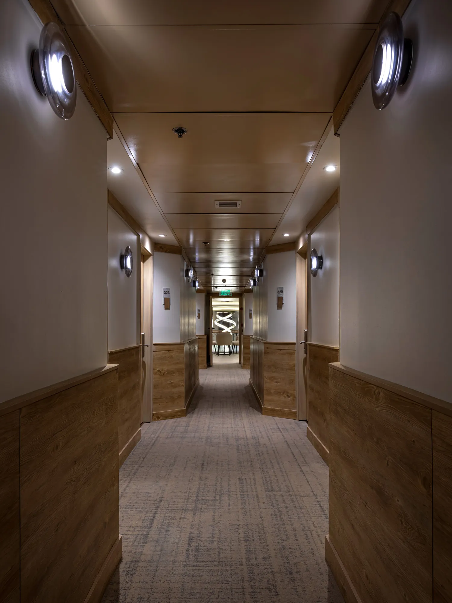 MS Grand Mandarin nile cruise hallway